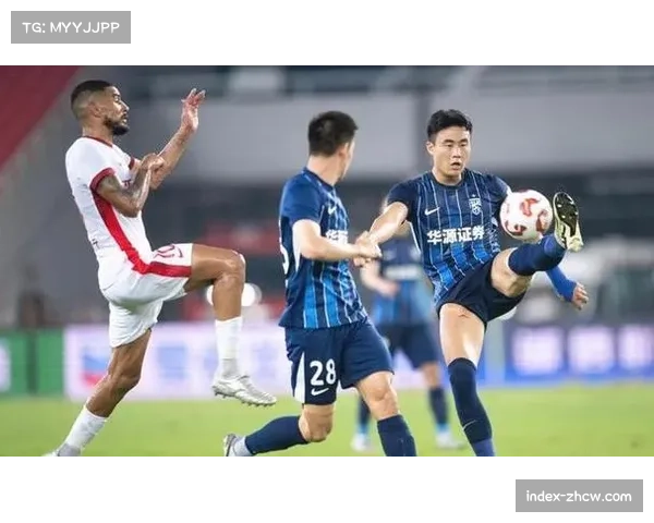 贝维斯首轮跑动13057米 武汉三镇中场覆盖面积广阔